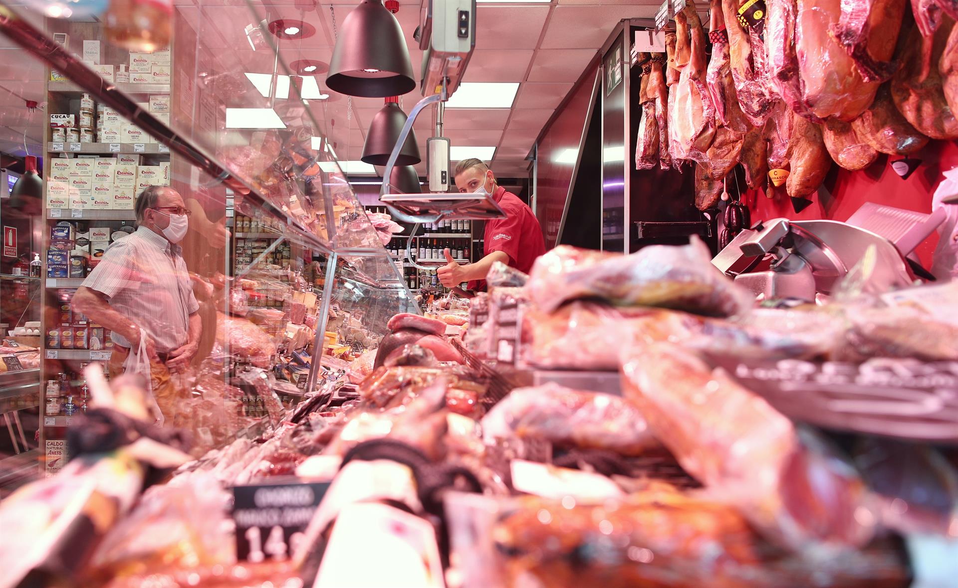 OCU advierte de la subida «extraodinaria» de los frescos y recomienda priorizar los supermercados más baratos