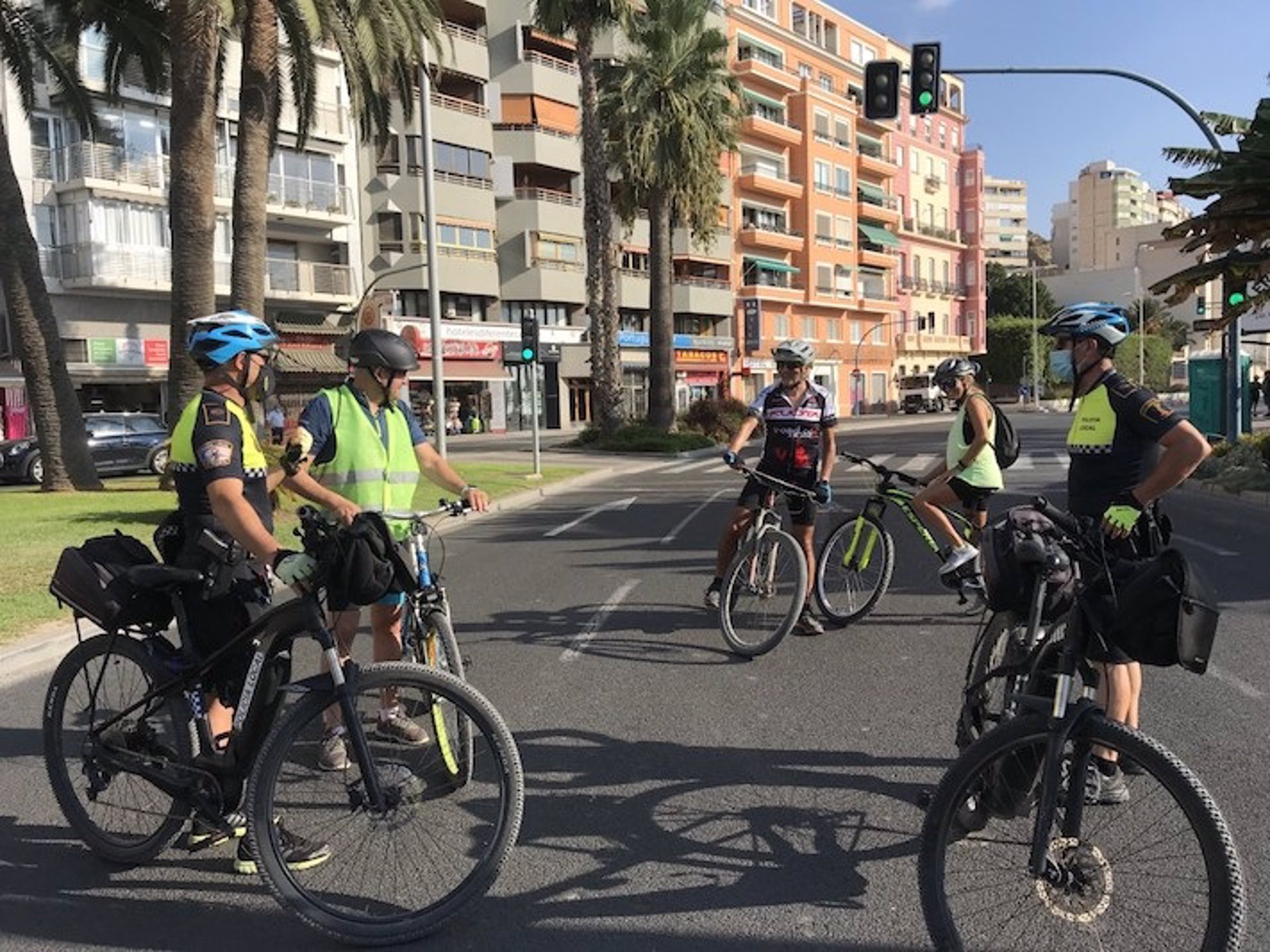 Alicante encargará un plan para preparar el mejor servicio de alquiler de bicicletas y patinetes eléctricos