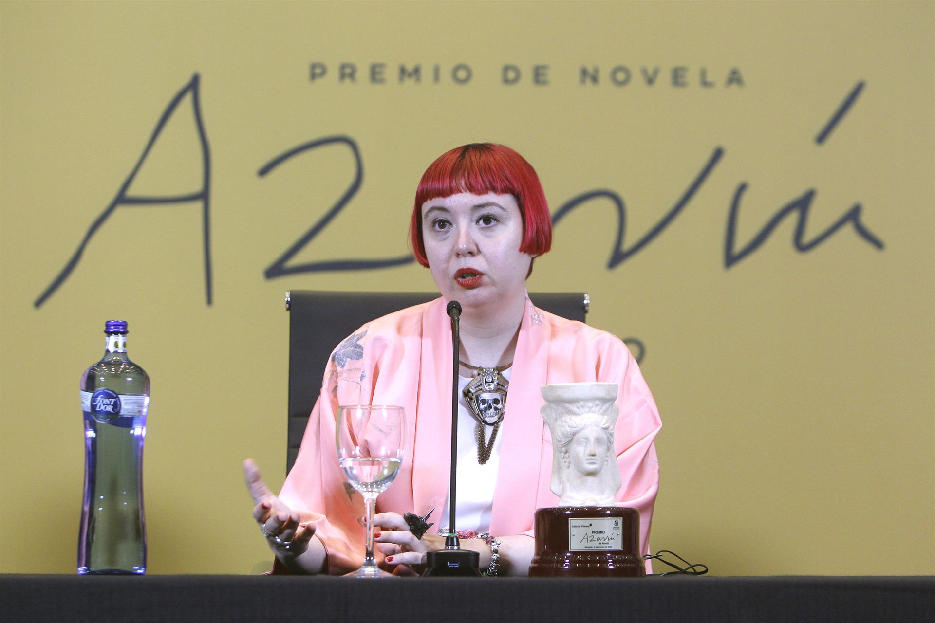 María Zaragoza, ganadora del Premio Azorín 2022 con ‘La Biblioteca de fuego’ en Terreta Radio