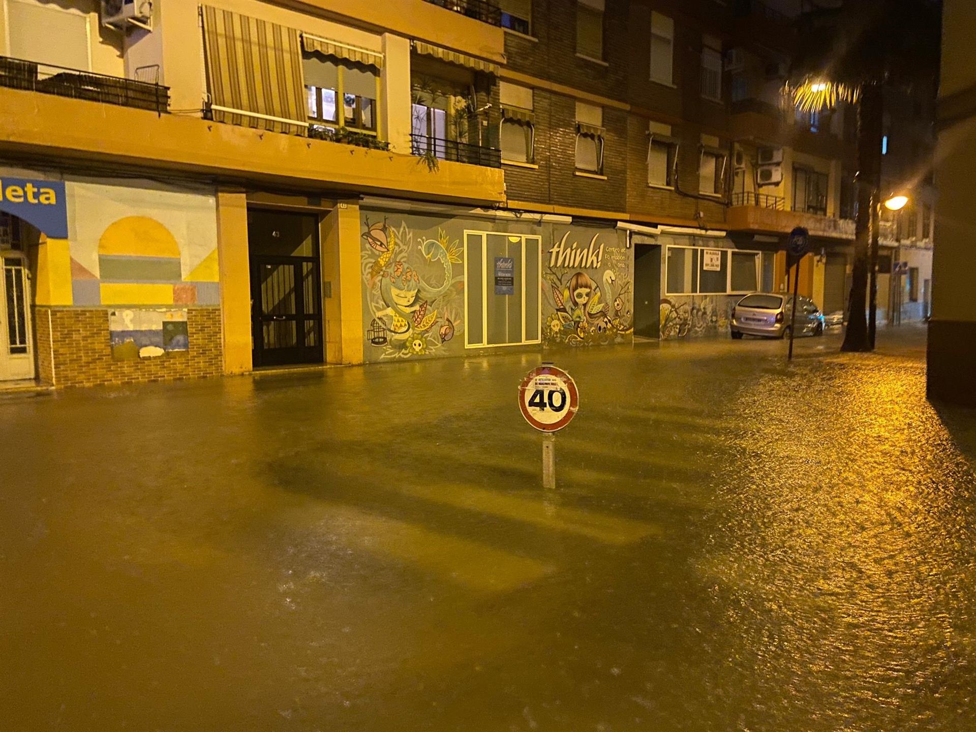 La OCU aconseja reclamar los daños por tormentas e inundaciones tanto a las aseguradoras como al Consorcio