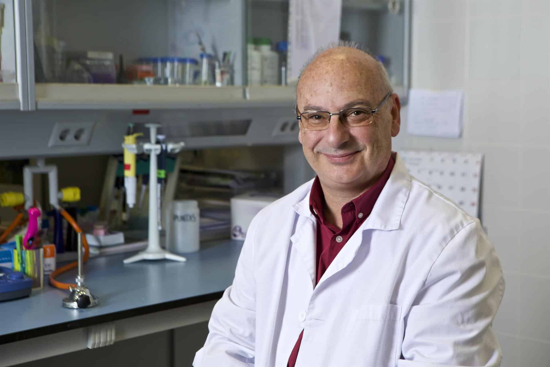 El catedrático de la UA Francis Mojica, nuevo miembro de la Organización Europea de Biología Molecular (EMBO)