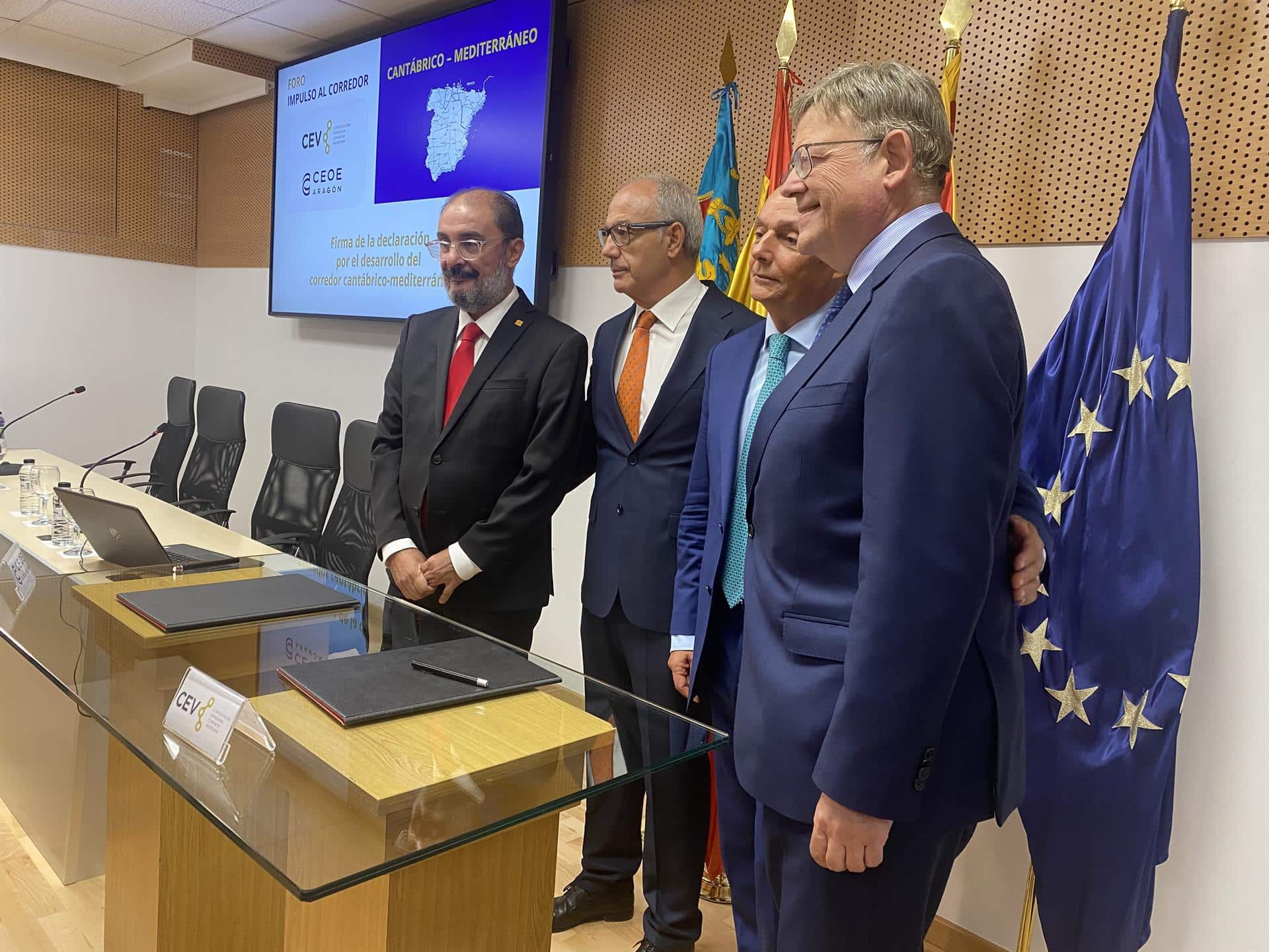 Los gobiernos y las patronales de Aragón y la Comunitat Valenciana urgen a terminar el Corredor Cantábrico-Mediterráneo