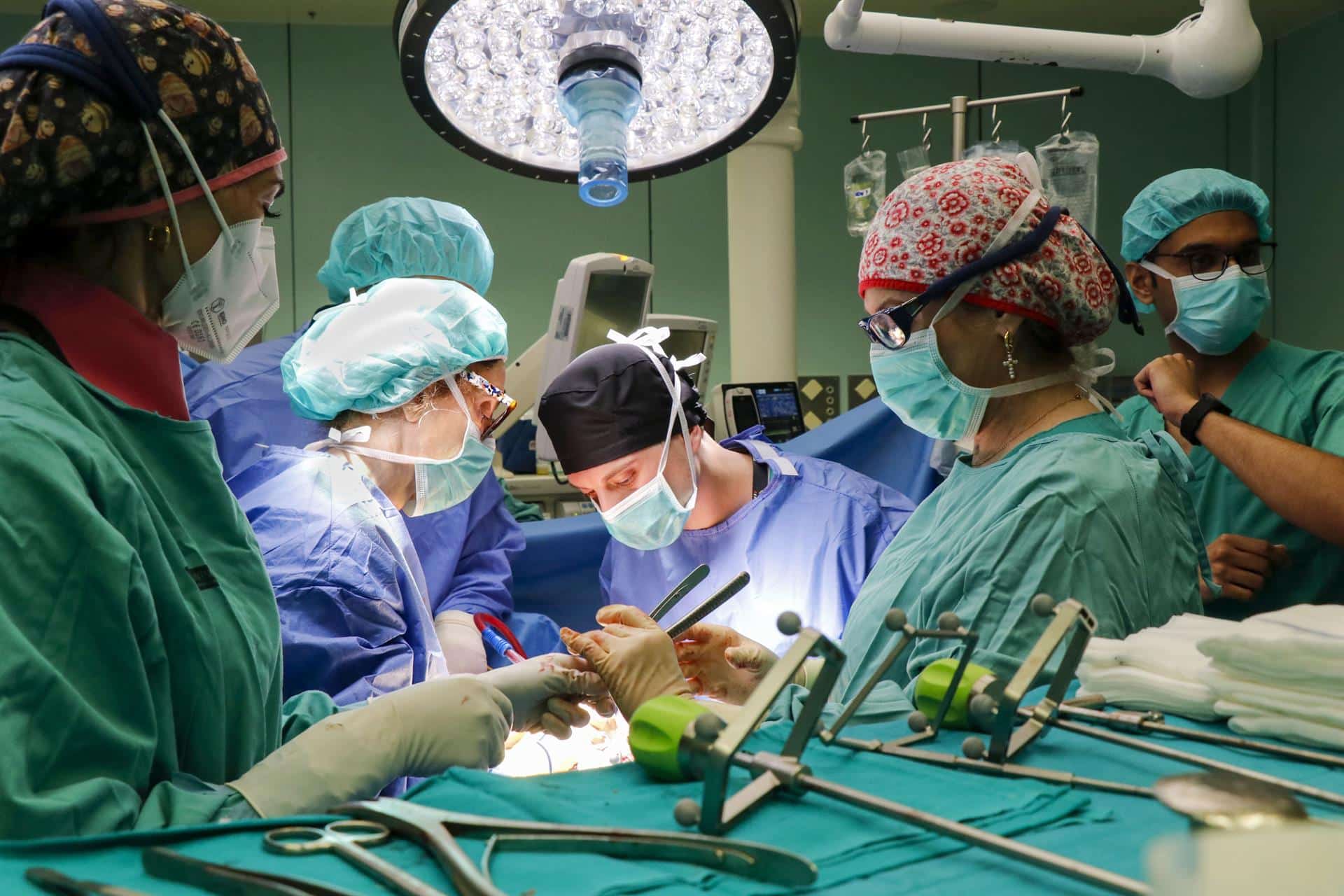 El tiempo de espera para someterse a una operación quirúrgica en la Comunitat Valenciana  se sitúa en 79 días de media