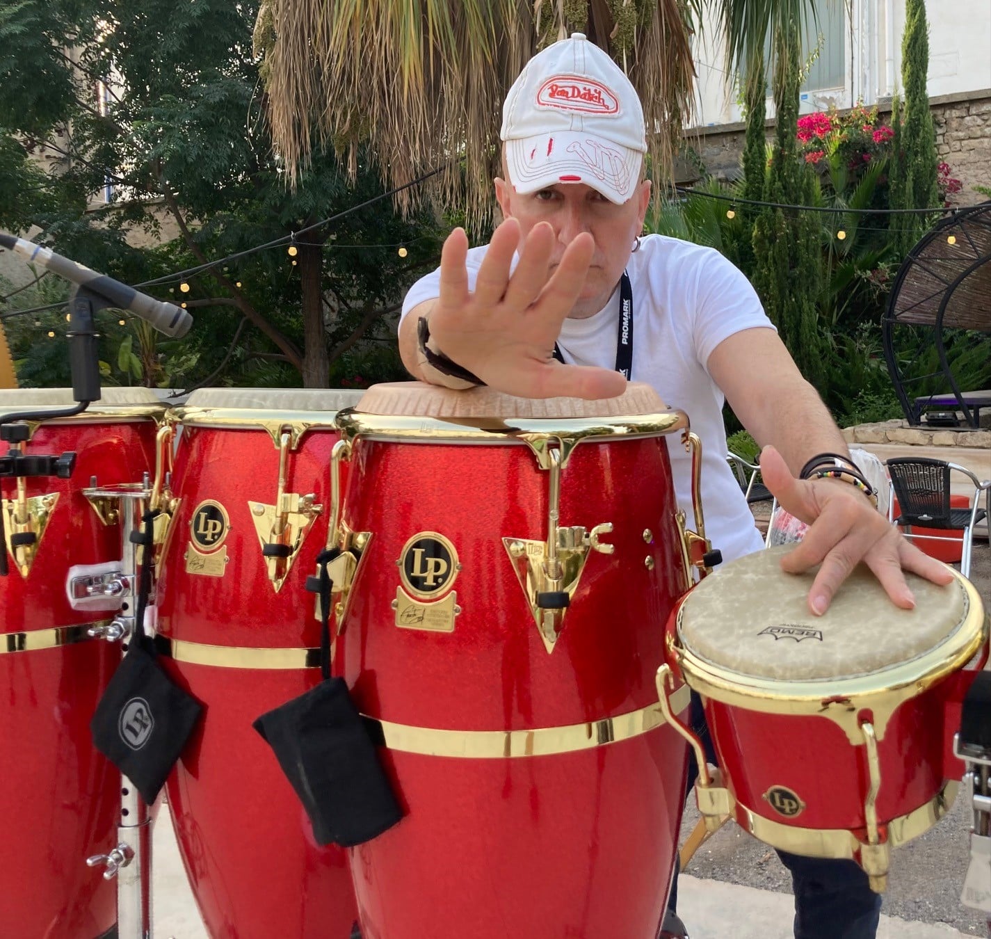 El Instituto Juan Gil-Albert organiza una masterclass de percusión con el músico alicantino Pakito Baeza
