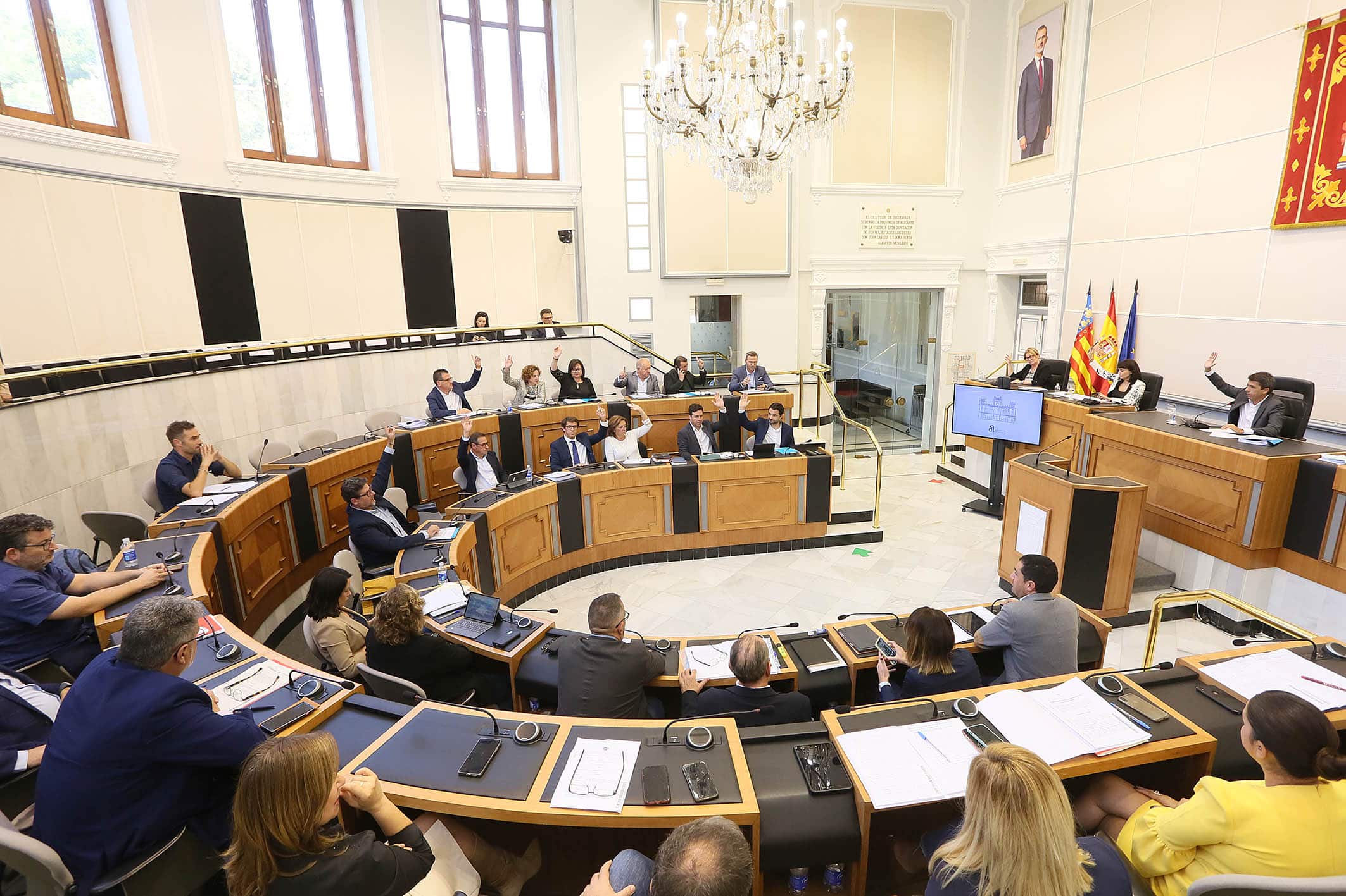 La Diputación aprueba los 4,4 millones de euros para la adquisición de los terrenos del centro de congresos de Elche