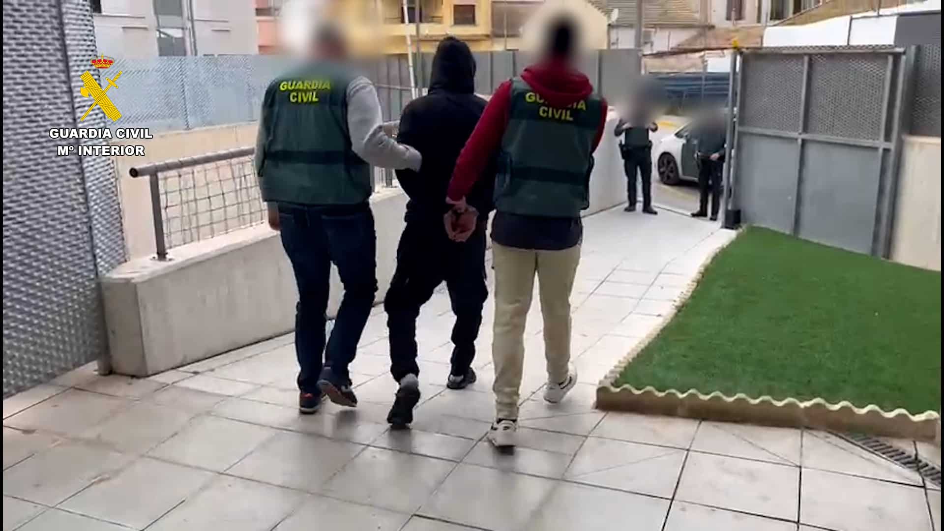 <strong>La Guardia Civil detiene a un delincuente reincidente tras robar en 23 viviendas de la Vega Baja del Segura </strong>