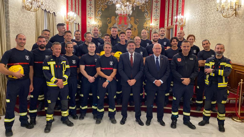 <strong>Alicante refuerza la seguridad con la incorporación de 21 bomberos y 4 sargentos al SPEIS</strong>