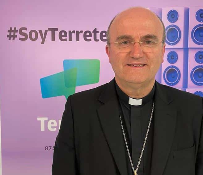 Mons. Munilla, obispo de Orihuela-Alicante: “Mis padres me transmitieron el valor de la familia, lo debemos cuidar”
