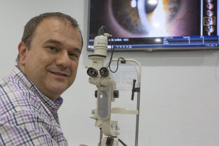 El investigador de la Universidad de Alicante David Piñero, entre los 200 optometristas más influyentes