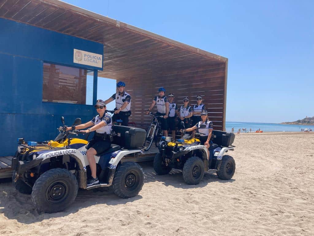 <strong>Alicante arranca la temporada alta en las playas con el servicio de socorrismo diario hasta mitad de septiembre</strong>