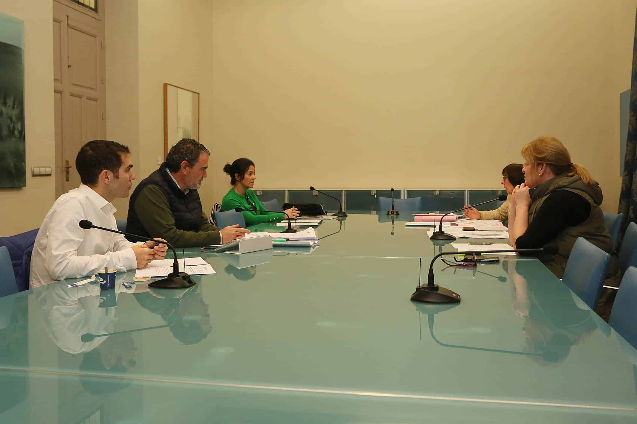 El equipo de Gobierno de la Diputación acepta una veintena de enmiendas de la oposición a los presupuestos por más de 1,6 millones de euros